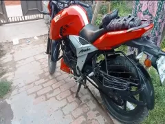 TVS Apache RTR 160 4V